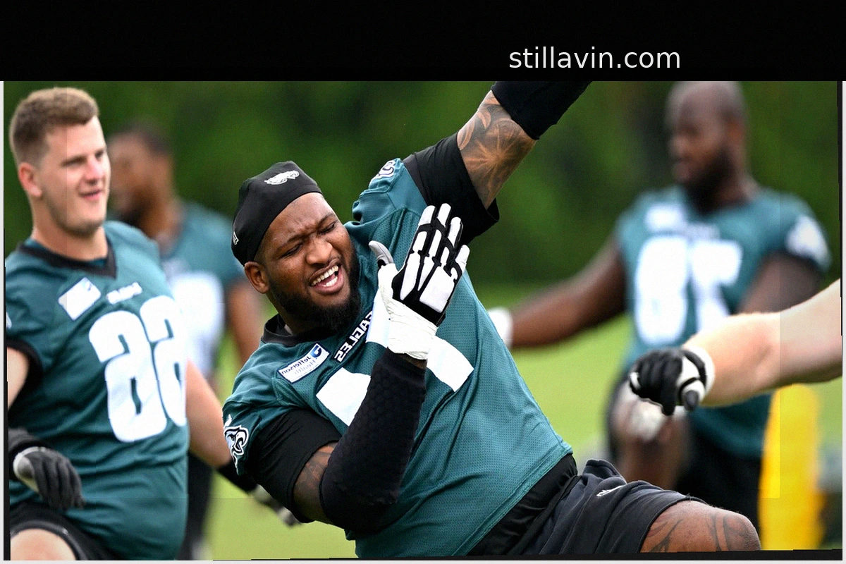 Eagles Lineman Fred Johnson’s Ex Lyss Okada Welcomes Baby Girl After Public Split
