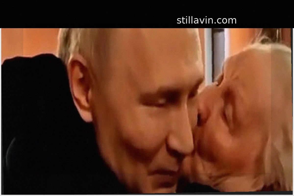 Спад Рейтинга Путина: Постановочные Выступления и Реакция на Социологию